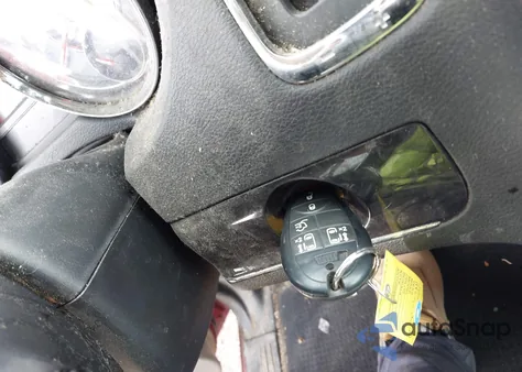 2016 Chrysler Town & Country Touring z USA, uszkodzony, nr VIN 2C4RC1BG7GR198560